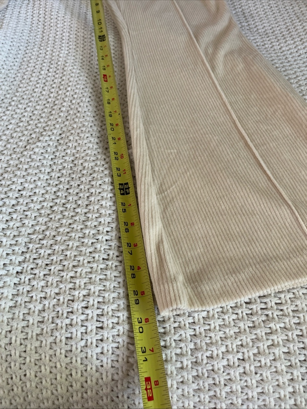 NWT Aerie Corduroy Ribbed Flare Pants Size Medium High Rise Cream Elastic Waist - Picture 13 of 14